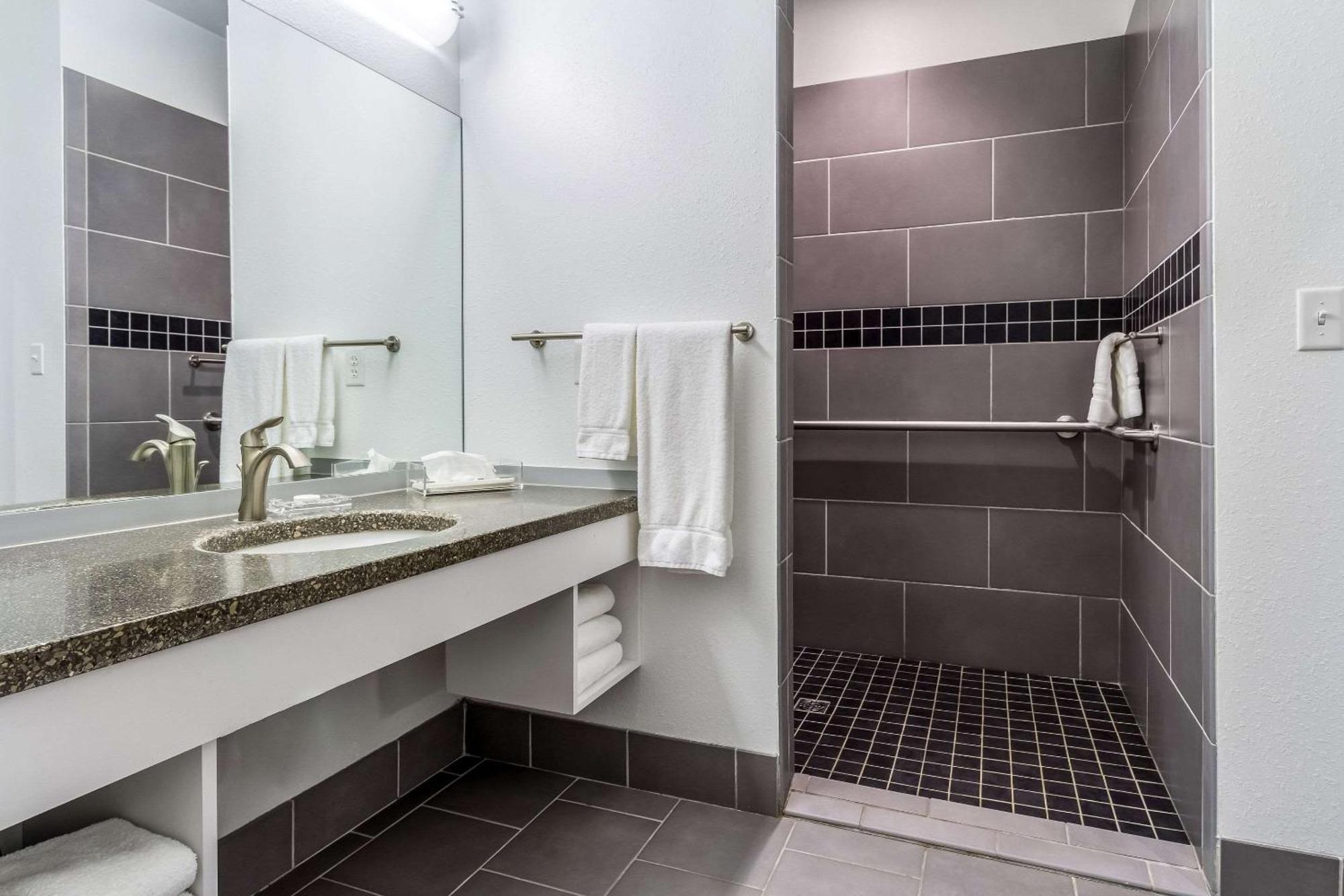 The Wallhouse Hotel, Ascend Hotel Collection Волнат Крік Екстер'єр фото